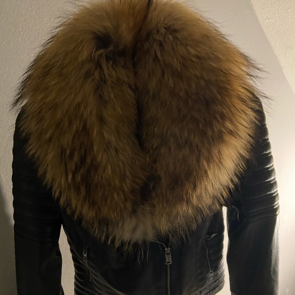 New Leather jacket with Fox Fur - Picture 2 of 3